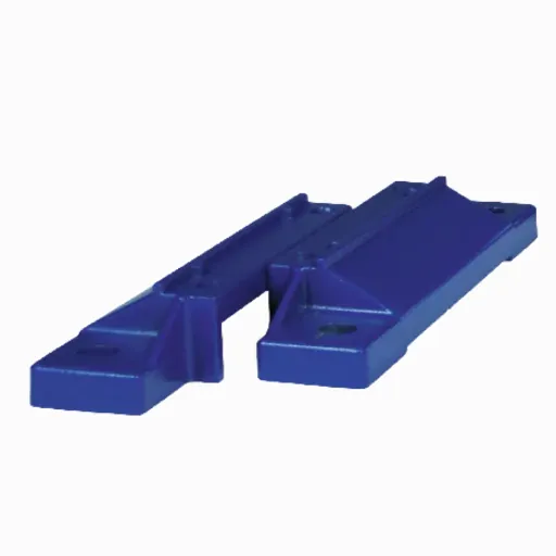Legs for three-phase motors